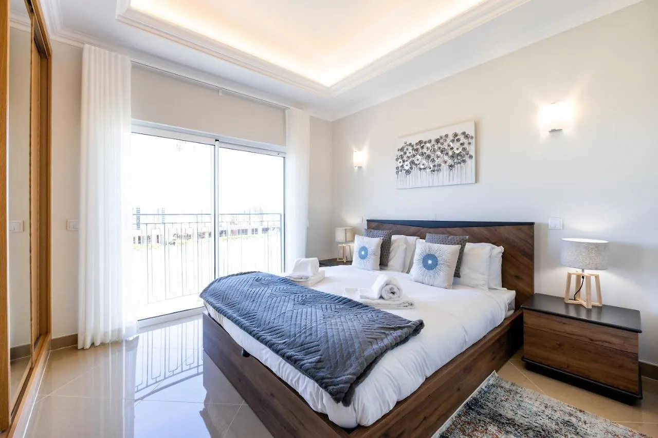 Casa Malhotra At Boa Vista Golf Resort, Bayview Village Lagos 0*,